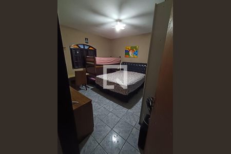 Quarto de casa à venda com 4 quartos, 800m² em Parque Brasil, São Paulo