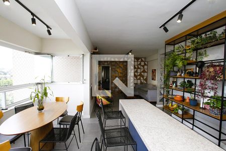 Sala de apartamento para alugar com 3 quartos, 110m² em Jk, Contagem