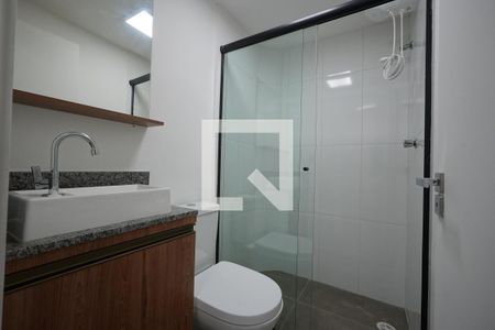 Banheiro de kitnet/studio para alugar com 1 quarto, 34m² em Vila Mariana, São Paulo