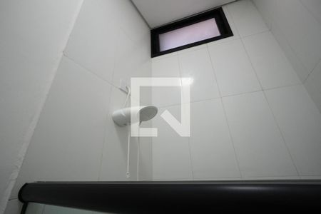 Banheiro de kitnet/studio para alugar com 1 quarto, 20m² em Vila Mariana, São Paulo
