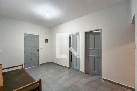 Sala de casa para alugar com 5 quartos, 195m² em Nova Mirim, Praia Grande