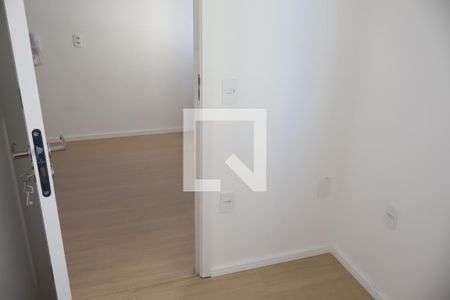 Quarto 1 de apartamento para alugar com 2 quartos, 25m² em Vila Ema, São Paulo