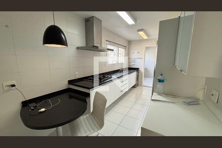 Apartamento para alugar com 3 quartos, 200m² em Vila Andrade, São Paulo