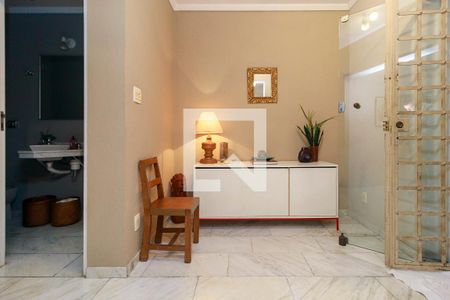 Casa à venda com 3 quartos, 385m² em Vila Cordeiro, São Paulo