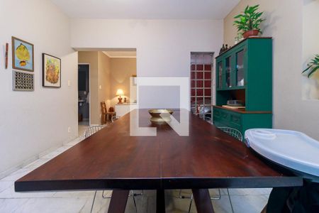 Casa à venda com 3 quartos, 385m² em Vila Cordeiro, São Paulo