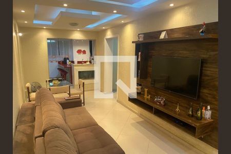 Casa à venda com 3 quartos, 330m² em Piedade, Rio de Janeiro