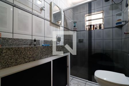 Casa 1 - Banheiro de casa à venda com 5 quartos, 179m² em Jardim Ipanema (zona Leste), São Paulo