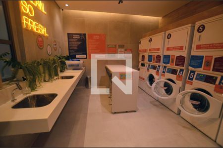 Área comum de kitnet/studio para alugar com 1 quarto, 24m² em Pompeia, São Paulo