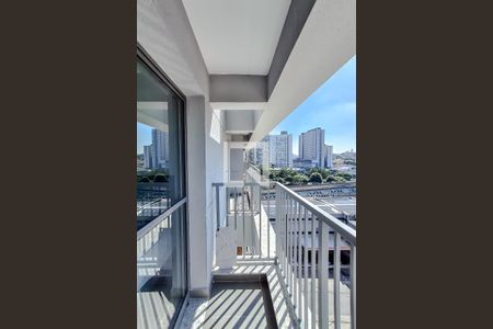Varanda de kitnet/studio para alugar com 1 quarto, 29m² em Jardim Aurelia, São Paulo