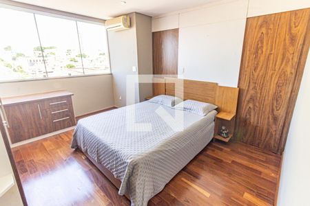 Suíte 2 de casa à venda com 3 quartos, 342m² em Vila Regente Feijó, São Paulo