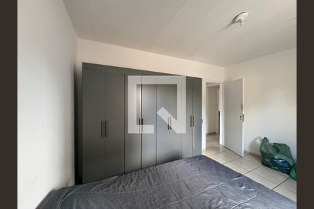 Quarto 2 de casa à venda com 4 quartos, 189m² em Moinho Velho, São Paulo