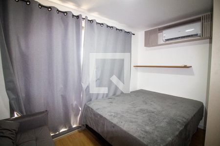 Sala / Quarto - Studio de kitnet/studio para alugar com 1 quarto, 25m² em Santo Amaro, São Paulo