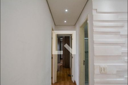 Corredor de apartamento para alugar com 2 quartos, 65m² em Campestre, Santo André