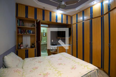 Suíte 2 de casa para alugar com 4 quartos, 399m² em Vila Kosmos, Rio de Janeiro