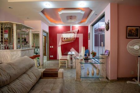 Sala de casa para alugar com 4 quartos, 399m² em Vila Kosmos, Rio de Janeiro