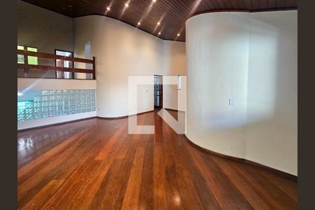 Sala de casa para alugar com 3 quartos, 405m² em Vila Camilópolis, Santo André