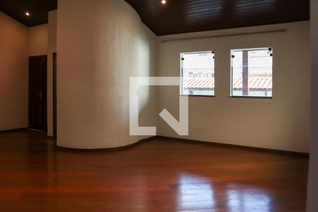 Sala de casa para alugar com 3 quartos, 405m² em Vila Camilópolis, Santo André