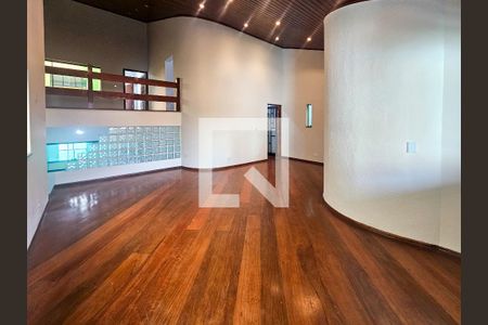 Sala de casa para alugar com 3 quartos, 405m² em Vila Camilópolis, Santo André