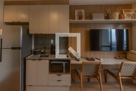 Cozinha de kitnet/studio para alugar com 1 quarto, 27m² em Moema, São Paulo
