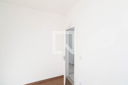 Quarto 1 de apartamento para alugar com 2 quartos, 63m² em Cosmos, Rio de Janeiro