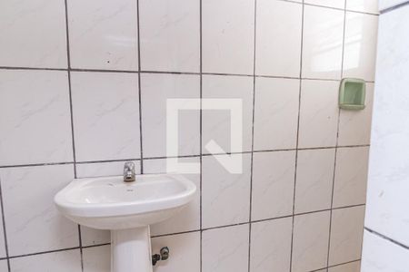 Casa à venda com 7 quartos, 180m² em Vila Santo Henrique, São Paulo