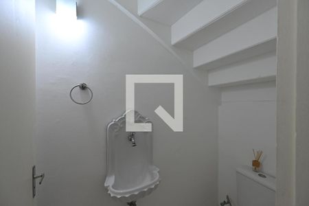 Lavabo de casa para alugar com 3 quartos, 130m² em Vila Clementino, São Paulo