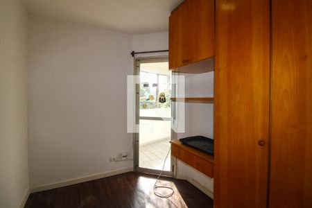 Quarto 1 de apartamento para alugar com 3 quartos, 77m² em Jardim Ampliacao, São Paulo