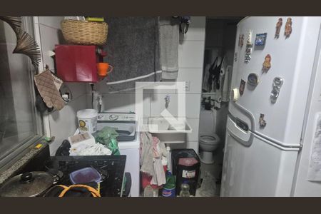 Cozinha de apartamento para alugar com 2 quartos, 48m² em Pituba, Salvador
