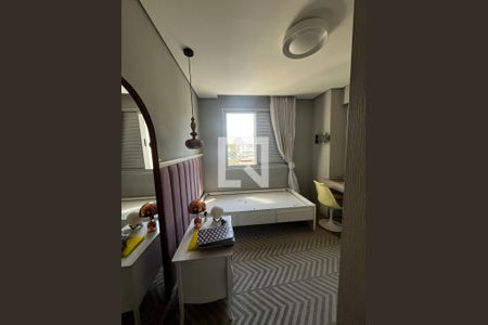 Quarto de apartamento para alugar com 4 quartos, 141m² em Buritis, Belo Horizonte