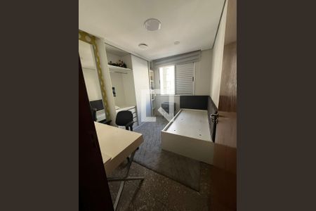 Quarto de apartamento para alugar com 4 quartos, 141m² em Buritis, Belo Horizonte