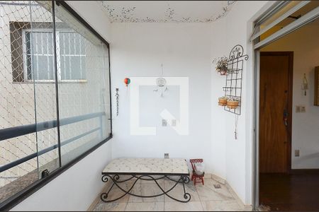 Varanda de apartamento à venda com 4 quartos, 110m² em Floresta, Belo Horizonte