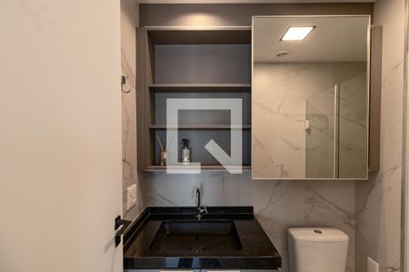 Banheiro de kitnet/studio para alugar com 1 quarto, 31m² em Pompeia, São Paulo