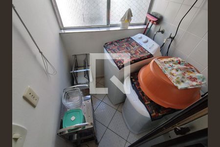 Área de Serviço de apartamento para alugar com 2 quartos, 48m² em Jardim Santa Emilia, São Paulo