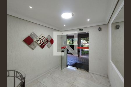 Hall de entrada de apartamento para alugar com 2 quartos, 48m² em Jardim Santa Emilia, São Paulo