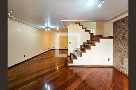 Sala de casa à venda com 4 quartos, 350m² em Vila Curuçá, Santo André