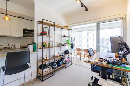 Sala/Cozinha de apartamento à venda com 1 quarto, 48m² em Itaim Bibi, São Paulo