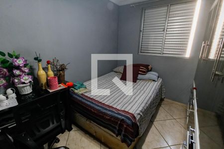 Quarto 1 de apartamento para alugar com 2 quartos, 52m² em Vila Pirajussara, São Paulo