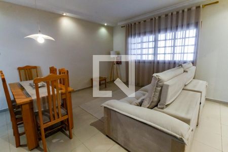 Sala 1 de casa para alugar com 3 quartos, 141m² em Jardim Bom Tempo, Taboão da Serra