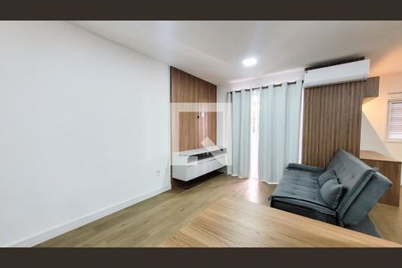 Sala de apartamento para alugar com 1 quarto, 42m² em Vila Itapura, Campinas