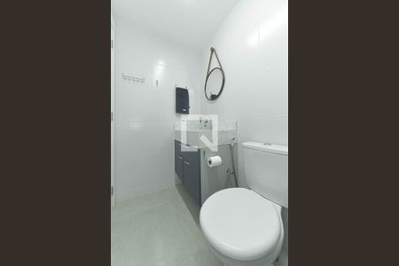 Banheiro de apartamento à venda com 2 quartos, 44m² em Santo Amaro, São Paulo