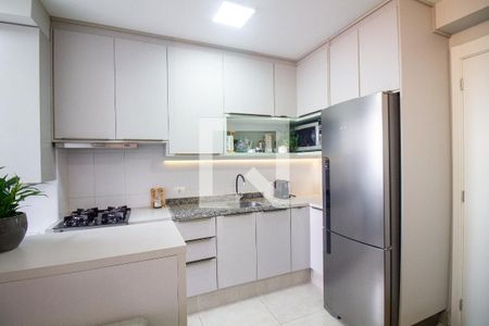 Cozinha de apartamento à venda com 2 quartos, 44m² em Santo Amaro, São Paulo