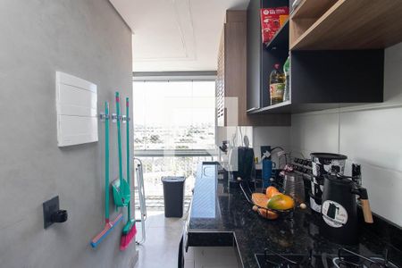 Cozinha e Área de Serviço de apartamento para alugar com 2 quartos, 40m² em Vila Guilherme, São Paulo