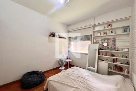 Quarto 1 de apartamento à venda com 3 quartos, 155m² em Copacabana, Rio de Janeiro
