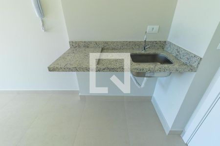 Sala/Cozinha de apartamento para alugar com 1 quarto, 35m² em Água Verde, Curitiba