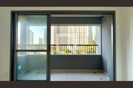 Varanda de kitnet/studio à venda com 1 quarto, 22m² em Sumarezinho, São Paulo