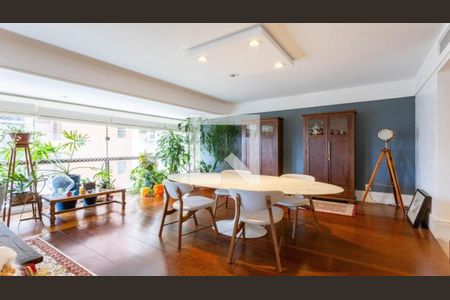 Foto 10 de apartamento à venda com 3 quartos, 191m² em Petrópolis, Porto Alegre