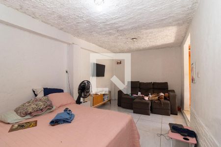 Sala/Quarto 1 de casa para alugar com 2 quartos, 50m² em Padre Miguel, Rio de Janeiro
