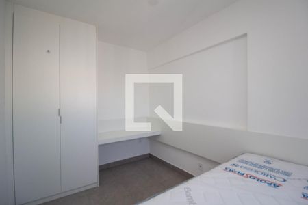 Quarto 1 de apartamento para alugar com 2 quartos, 43m² em Vila Albertina, São Paulo