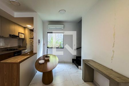 Sala de Jantar de casa para alugar com 3 quartos, 120m² em Água Rasa, São Paulo