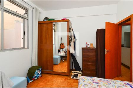 Quarto 2 de apartamento para alugar com 3 quartos, 96m² em Centro, Belo Horizonte